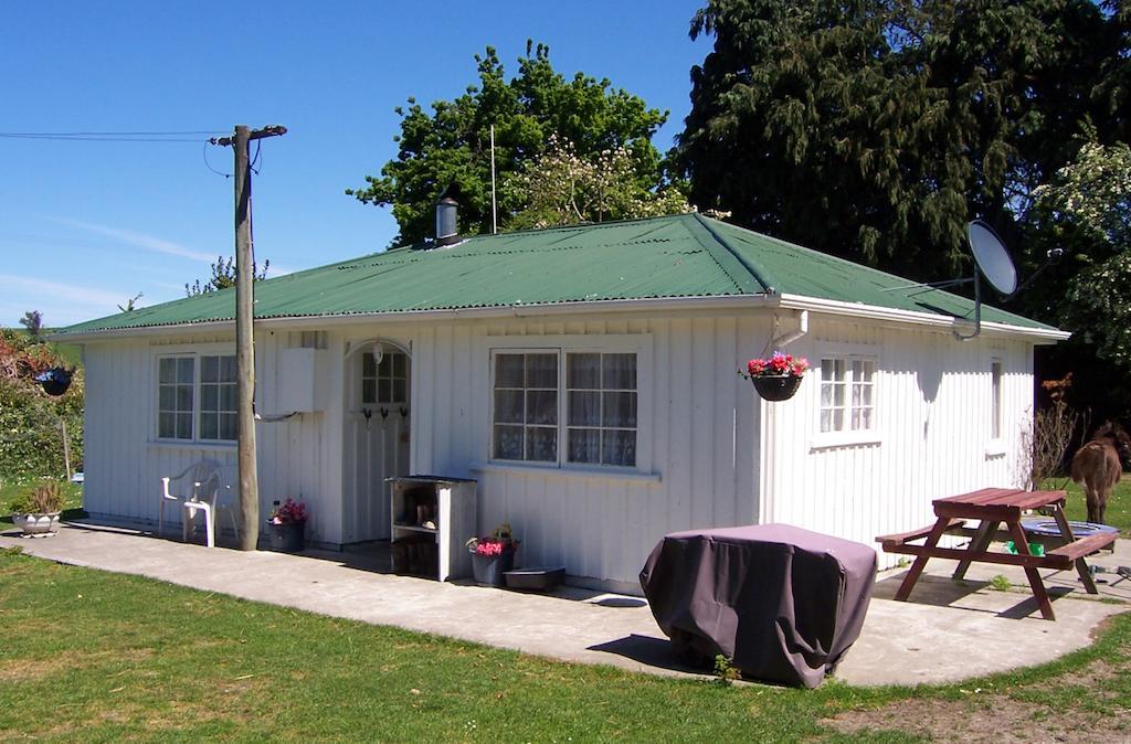 Wacky Stays - Unique Farm-Stay Glamping Rentals, Free Animal Feeding Tours Kaikoura Exterior photo