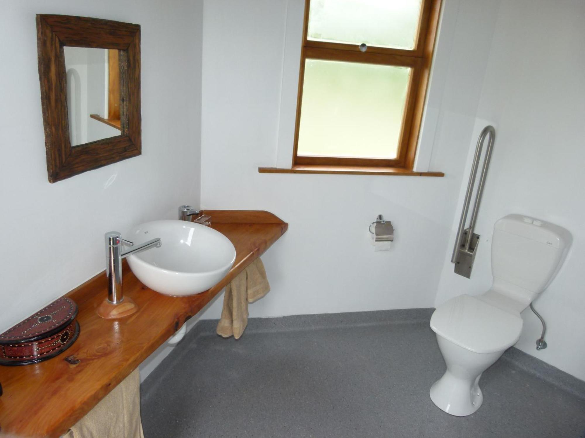 Wacky Stays - Unique Farm-Stay Glamping Rentals, Free Animal Feeding Tours Kaikoura Exterior photo
