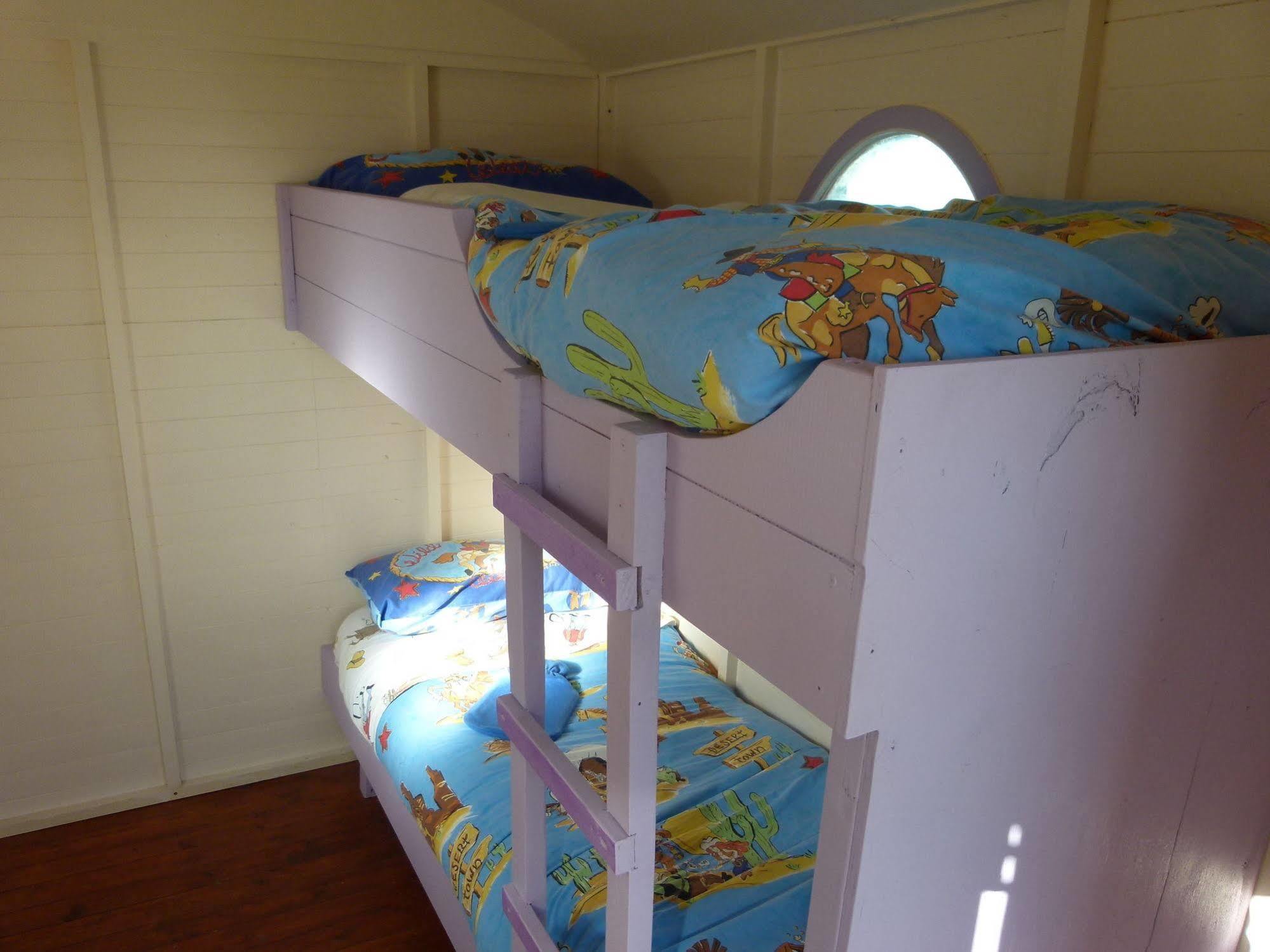 Wacky Stays - Unique Farm-Stay Glamping Rentals, Free Animal Feeding Tours Kaikoura Exterior photo